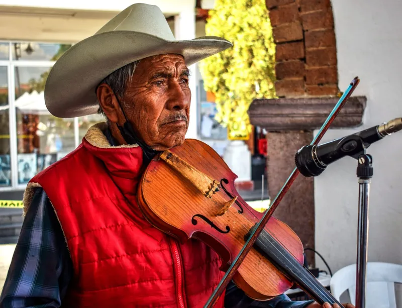 El pueblo que suena: voces, campanas y melodías que llevan siglos vivos en el Paso Blanco